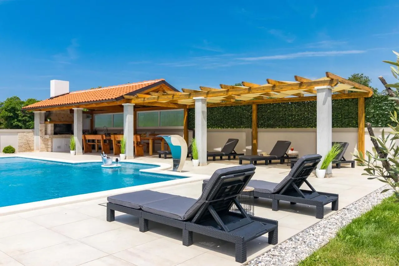Villa Hacienda Del Campo Pula Croatia