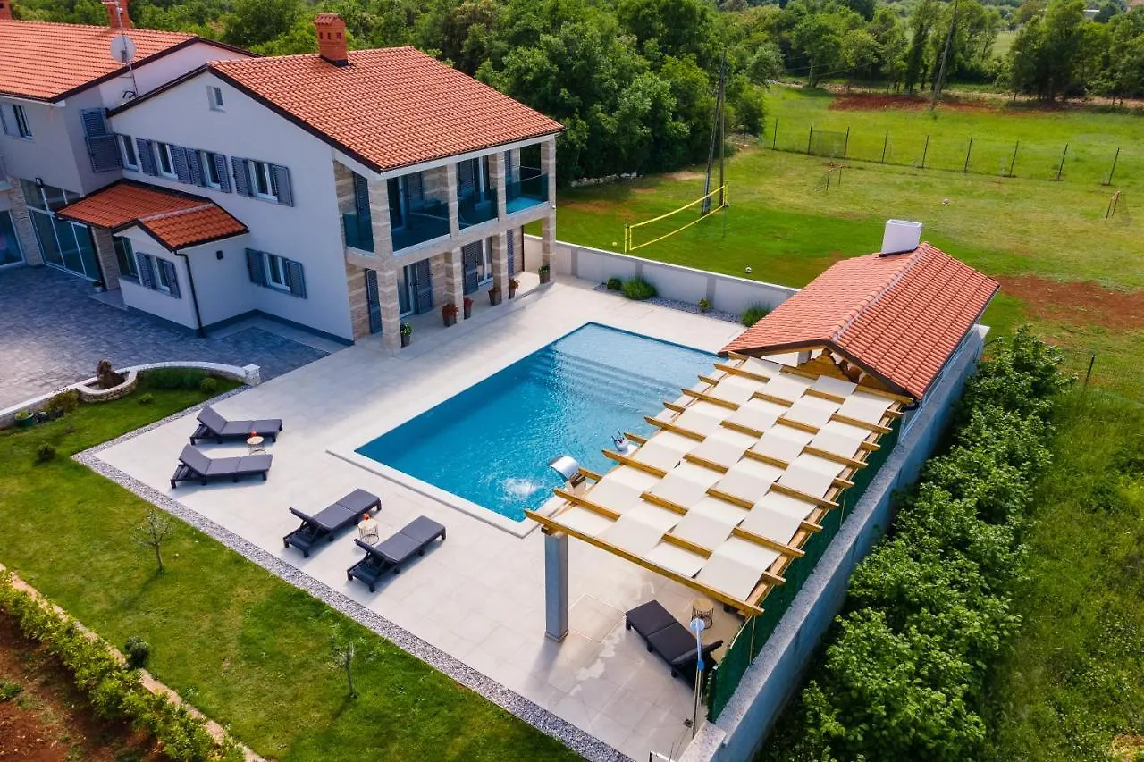 Hacienda Del Campo Pula Croatia